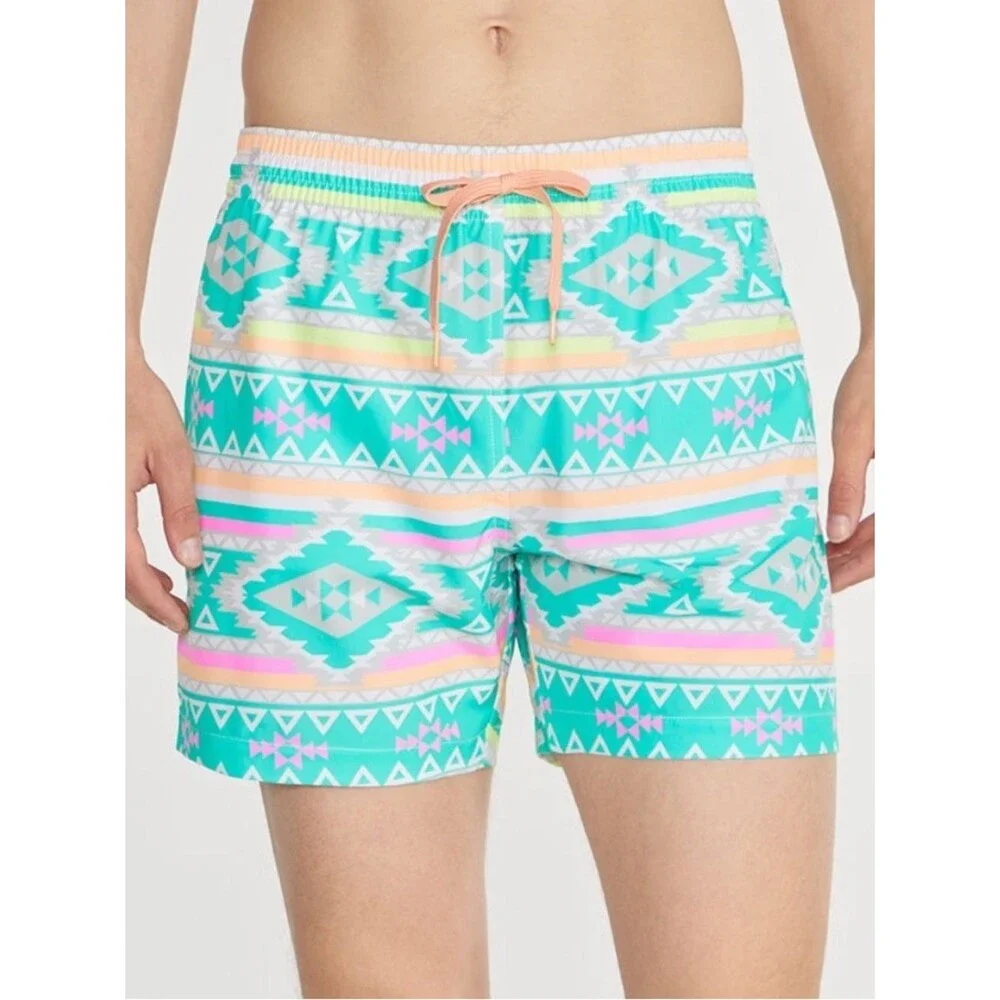 chubbies The En Fuegos Teal Geometric 5.5 Inch Classic Swim Trunks Size Small